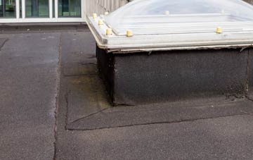 disadvantages of Lindow End flat roofs